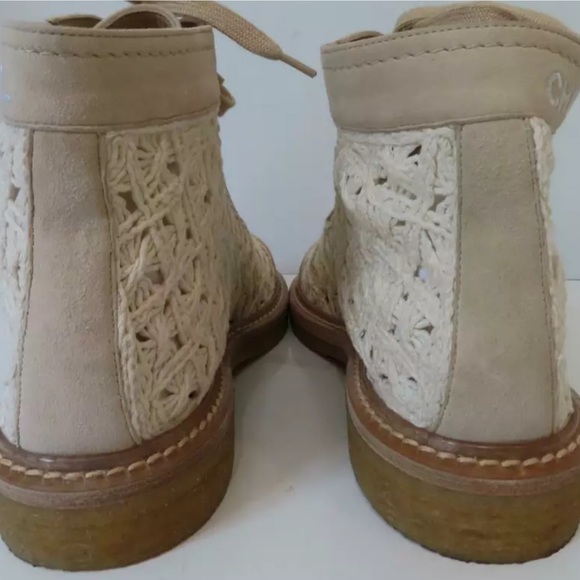 Beautiful Chanel SHOES - Picture 8 of 11